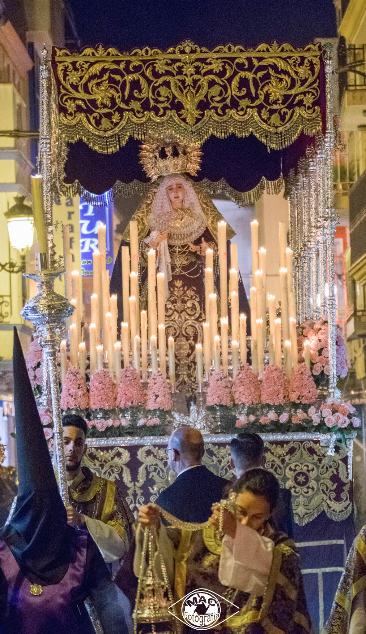 Paso de palio de la Virgen del Rosario de Cabra
