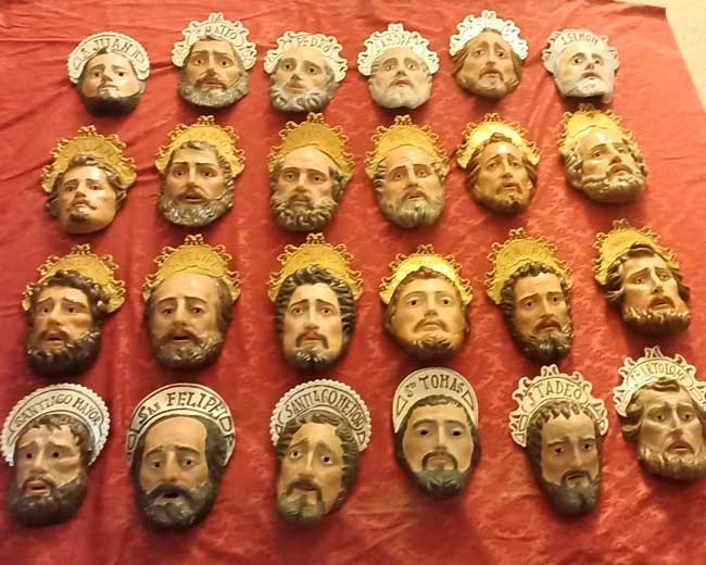 Rostrillos de los apóstoles de la Hermandad de la Pollinita