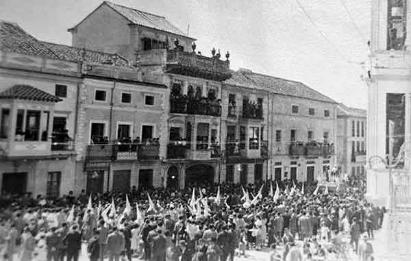 Poema de la Semana Santa de Cabra por Manuel Ruiz Madueño