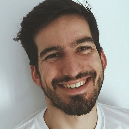 ¿Quiénes somos? Antonio Ropero Molina